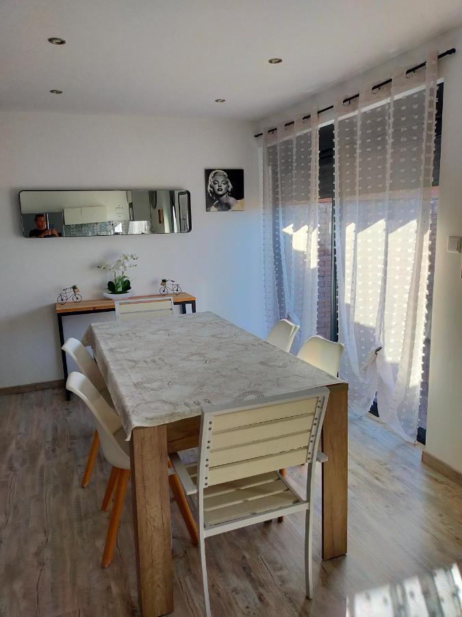 Logement Atypique Arles Exterior foto